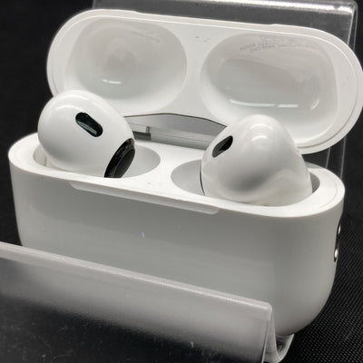 【中古】MagSafe充電ケース(USB-C)付きAirPods Pro(第2世代) MTJV3JA【秋葉原】