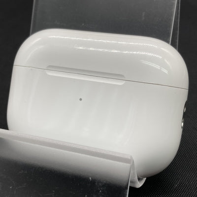 【中古】MagSafe充電ケース(USB-C)付きAirPods Pro(第2世代) MTJV3JA【秋葉原】