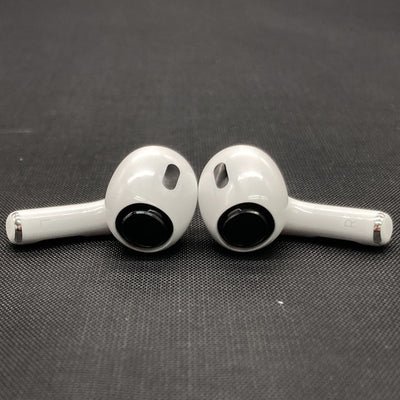 【中古】MagSafe充電ケース(USB-C)付きAirPods Pro(第2世代) MTJV3JA【秋葉原】