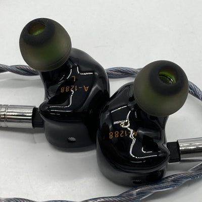 【中古】Kiwi Ears x HBB Punch【秋葉原】