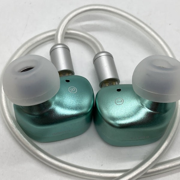【中古】Cloud シアン（3.5mm）【秋葉原】