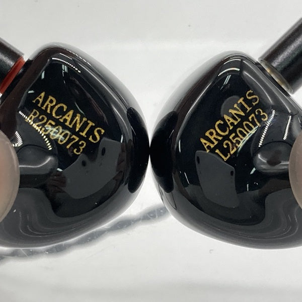 【中古】ZiiGaat Arcanis 2DD+5BA【秋葉原】