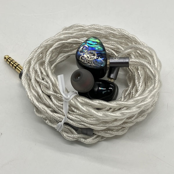 【中古】Butterfly 61T【秋葉原】