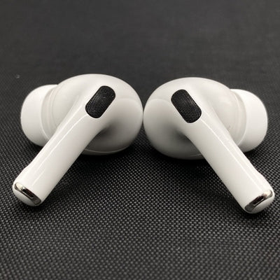 【中古】MagSafe充電ケース(USB-C)付きAirPods Pro(第2世代) MTJV3JA【秋葉原】