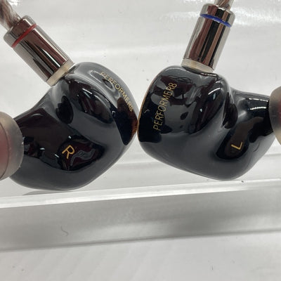 【中古】PERFORMER 8 4.4ｍｍモデル【秋葉原】
