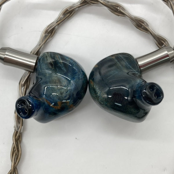 【中古】Adonis【秋葉原】