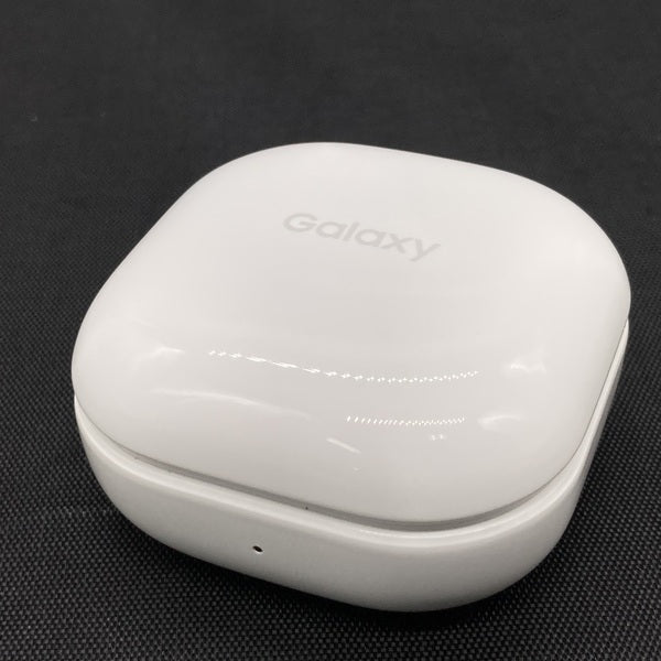 【中古】Galaxy Buds2 White 【SM-R177NZWAXJP】【秋葉原】