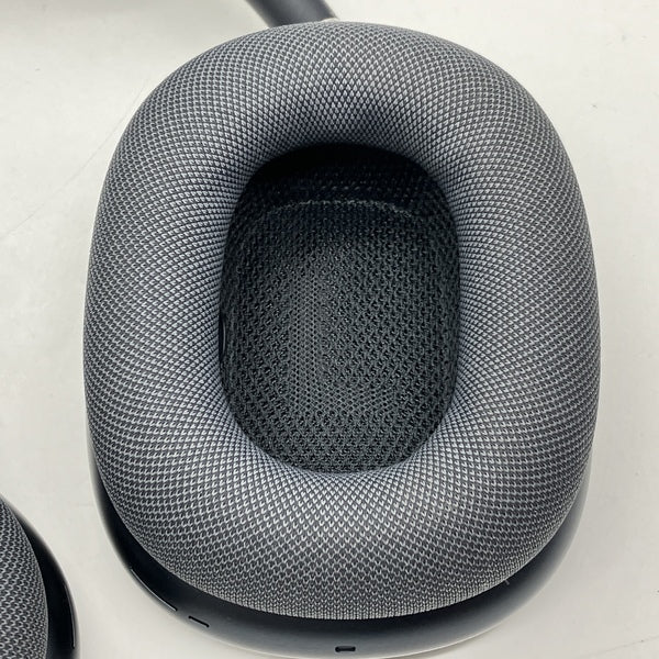 【中古】AirPods Max(USB-C) MWW43ZA/A ミッドナイト【秋葉原】