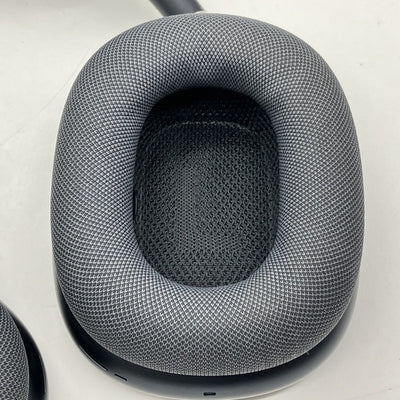 【中古】AirPods Max(USB-C) MWW43ZA/A ミッドナイト【秋葉原】