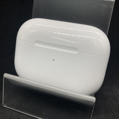 【中古】MagSafe充電ケース(USB-C)付きAirPods Pro(第2世代) MTJV3JA【秋葉原】