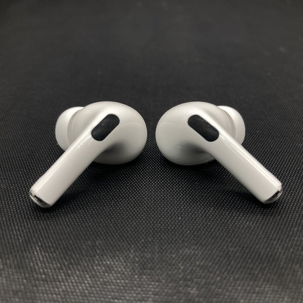 【中古】MagSafe充電ケース(USB-C)付きAirPods Pro(第2世代) MTJV3JA【秋葉原】
