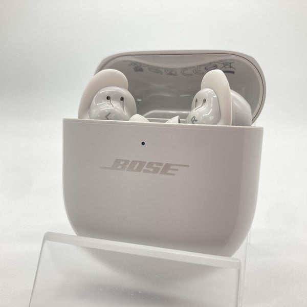 【中古】QuietComfort Ultra Earbuds White Smoke【秋葉原】