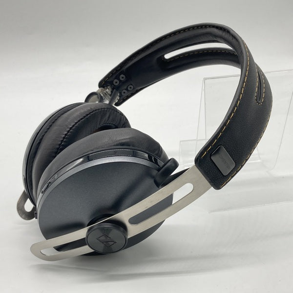 【中古】M2 AEBT BLACK【秋葉原】