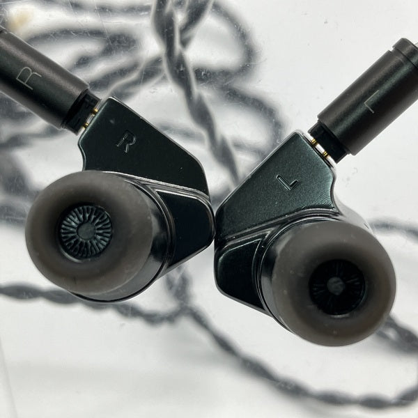 【中古】bleqk Dynabird【秋葉原】