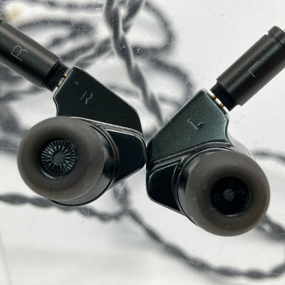 【中古】bleqk Dynabird【秋葉原】