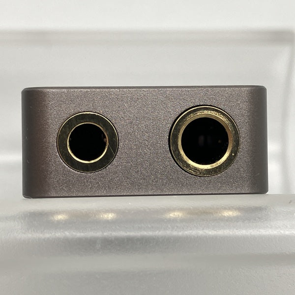 【中古】UA4 チタニウム【仙台】