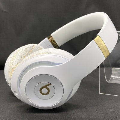 【中古】Beats Studio3 Wireless ホワイト 【BT STUDIO3 WL WHT】（MQ572PA/A）【秋葉原】
