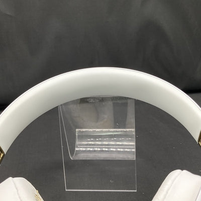 【中古】Beats Studio3 Wireless ホワイト 【BT STUDIO3 WL WHT】（MQ572PA/A）【秋葉原】