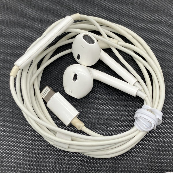 【中古】EarPods with Lightning Connector【仙台】