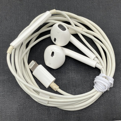 【中古】EarPods with Lightning Connector【仙台】