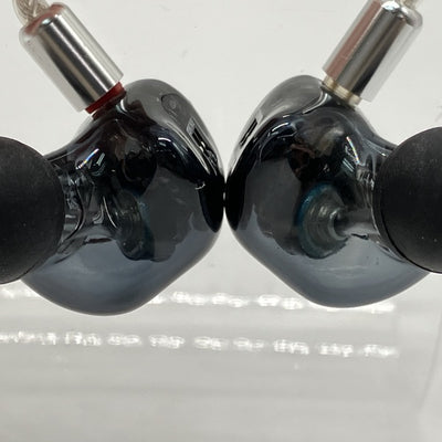 【中古】Legacy 4【日本橋】