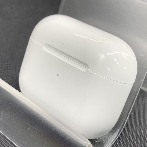 【中古】Airpods MPNY3J/A 3rd Generation  Lightning充電ケース付【秋葉原】