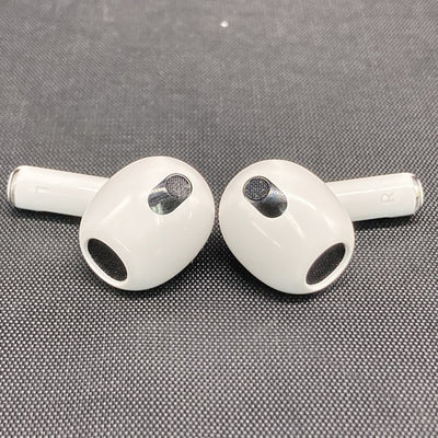 【中古】Airpods MPNY3J/A 3rd Generation  Lightning充電ケース付【秋葉原】