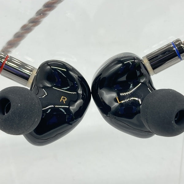【中古】PERFORMER 8【秋葉原】