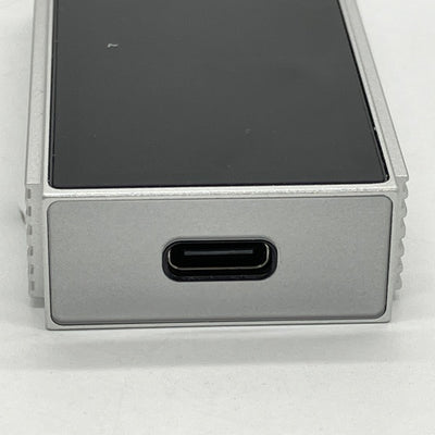 【中古】UA6 Silver【秋葉原】