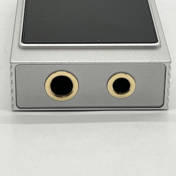 【中古】UA6 Silver【秋葉原】