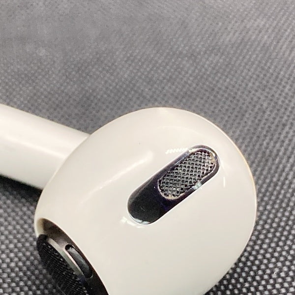 Apple 【中古】AirPods Pro （L側）【秋葉原】 – e☆イヤホン