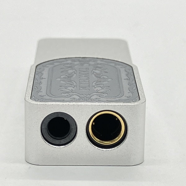 【中古】Luna ( Limited Edition-Silver Sword)【秋葉原】