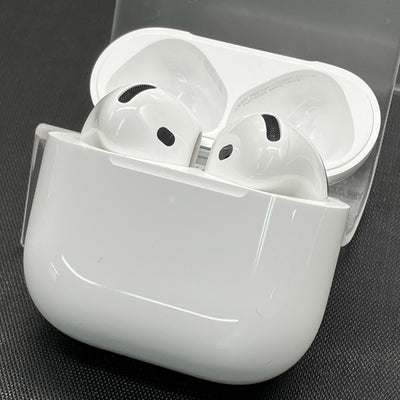 【中古】AirPods 4 MXP63J/A【秋葉原】