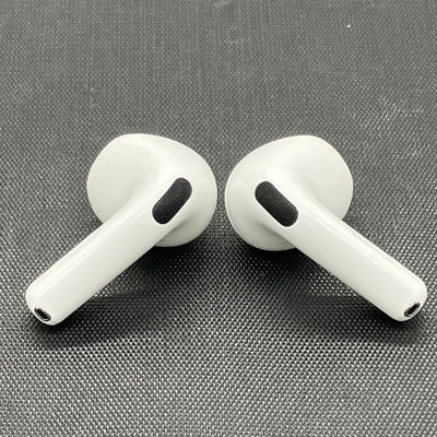 【中古】AirPods 4 MXP63J/A【秋葉原】