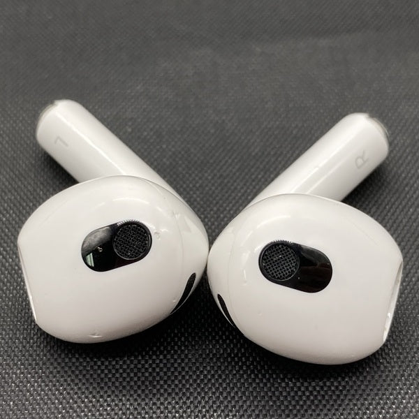 【中古】Airpods MME73J/A 3rd Generation【秋葉原】