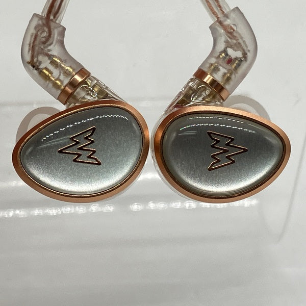 Whizzer 【中古】Kylin HE01【秋葉原】 – e☆イヤホン