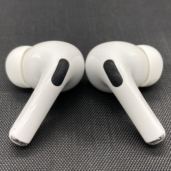 【中古】MagSafe充電ケース(USB-C)付きAirPods Pro(第2世代) MTJV3JA【名古屋】