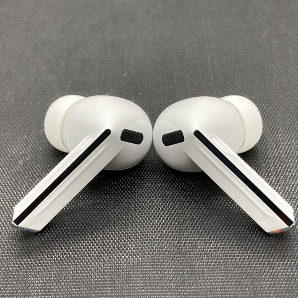 【中古】Galaxy Buds3 Pro ホワイト 【SM-R630NZWAXJP】【日本橋】