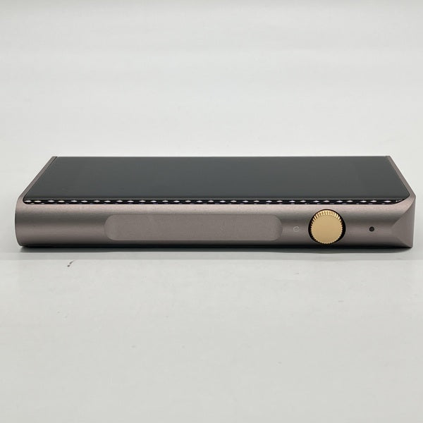 【中古】M6 Ver.21 (64GB) チタニウム【秋葉原】