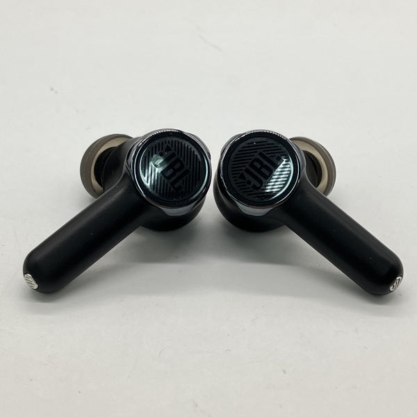 【中古】QUANTUM TWS ブラック 【JBLQUANTUMTWSBLK】【秋葉原】