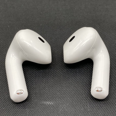 【中古】AirPods 4 MXP93J/A（アクティブノイズキャンセリング搭載）【秋葉原】