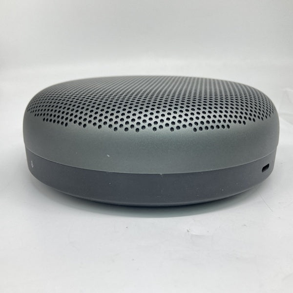【中古】Beosound A1 2nd Gen Mercedes Anthracite【秋葉原】