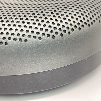【中古】Beosound A1 2nd Gen Mercedes Anthracite【秋葉原】