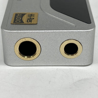 【中古】UA4 シルバー【秋葉原】