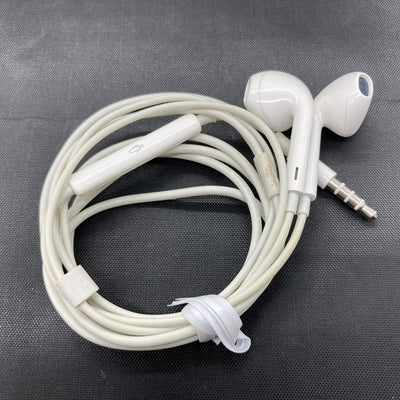 【中古】Apple EarPods with Remote and Mic【仙台】