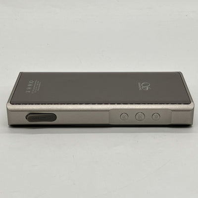 【中古】M5s チタニウム【日本橋】