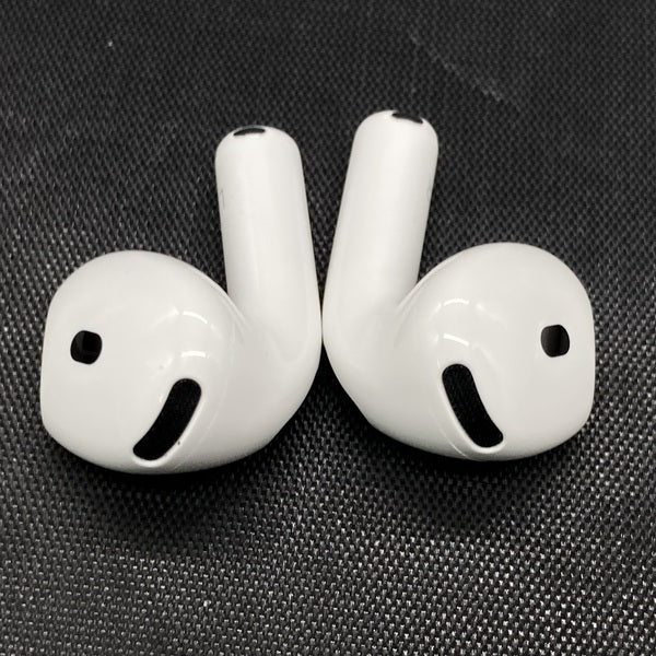 【中古】AirPods 4 MXP93J/A（アクティブノイズキャンセリング搭載）【秋葉原】