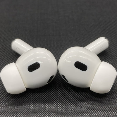 【中古】MagSafe充電ケース(USB-C)付きAirPods Pro(第2世代) MTJV3JA【名古屋】