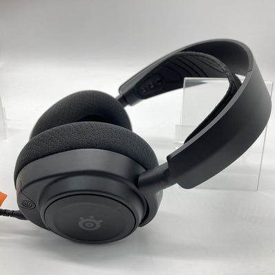 【中古】Arctis Nova 7 Wireless 【61553J】【秋葉原】