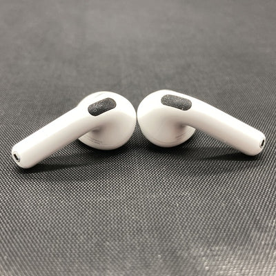 【中古】AirPods 4 MXP63J/A【秋葉原】